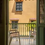 Laurdhomes Duplex Old City, Plaza Santo Domingo